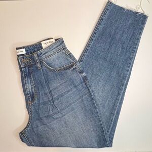 Sneak Peek Jeans Women Sz Small Blue Denim High Rise Tapered Leg Raw Hem, Pleats